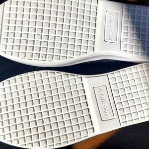 Steve Madden black sneakers s 10/9.5